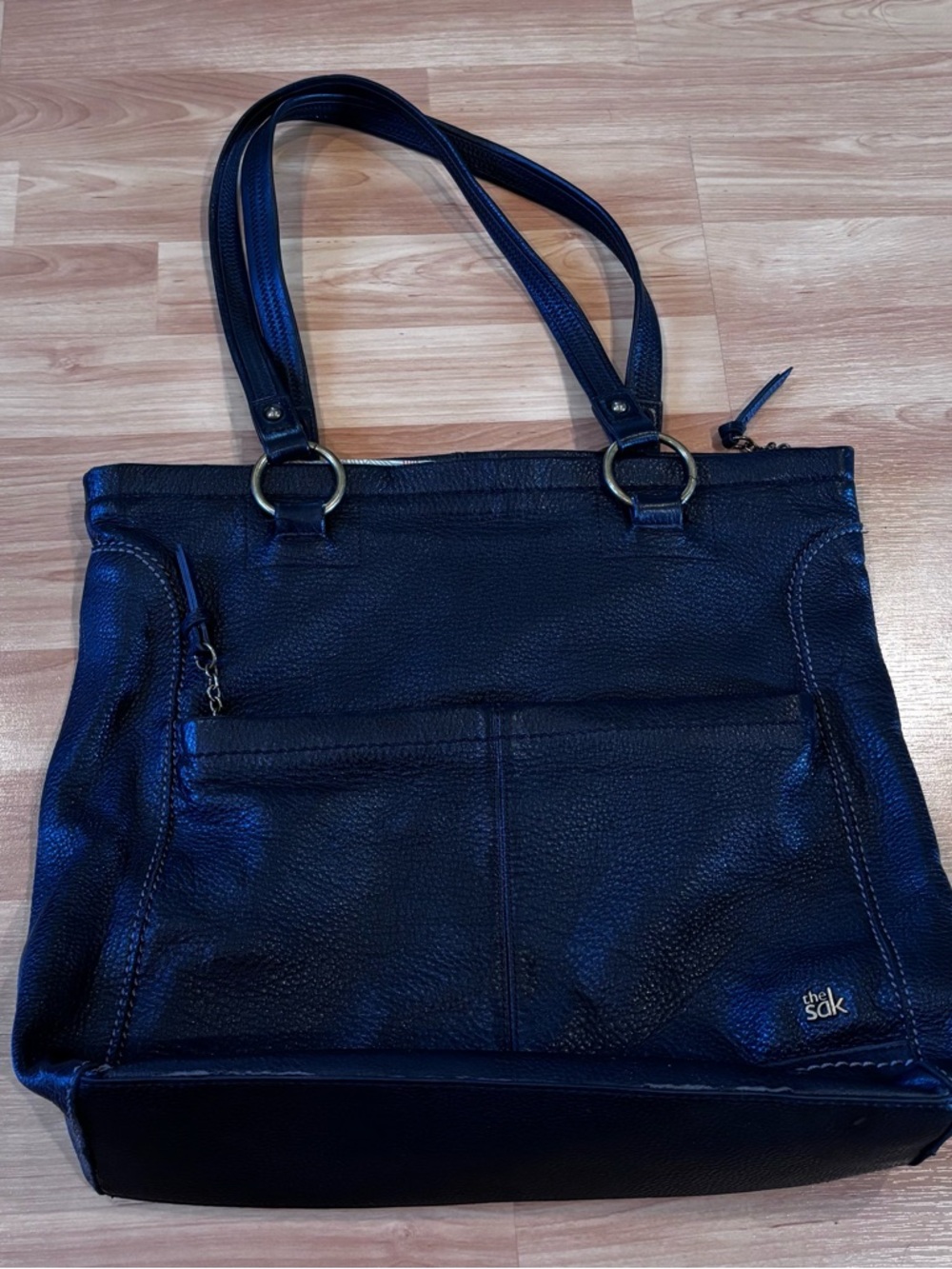 The Sak Black‎ Pebbled Leather
shoulder bag